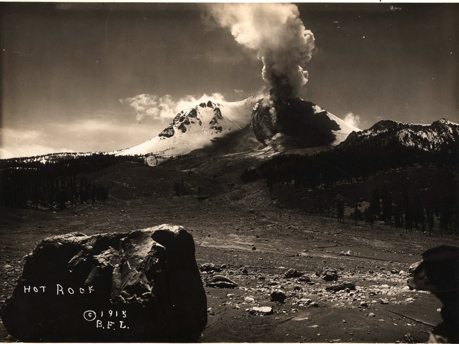 Lassen Peak erupting in 1915/B.F. Loomis Collection