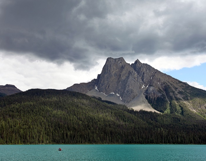 Emerald Lake and Mount Burgess