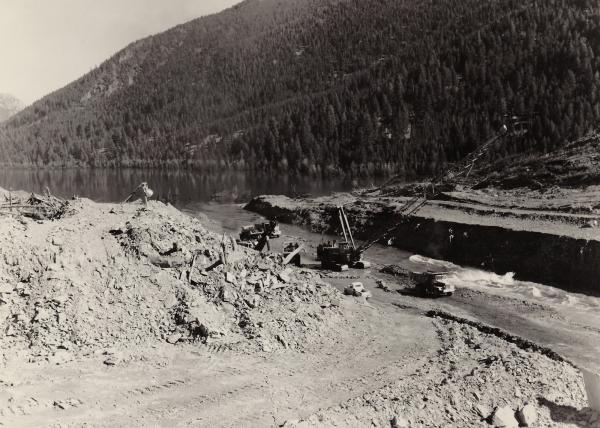 Dragline working to lower the outlet channel of Earthquake Lake on October 18, 1959