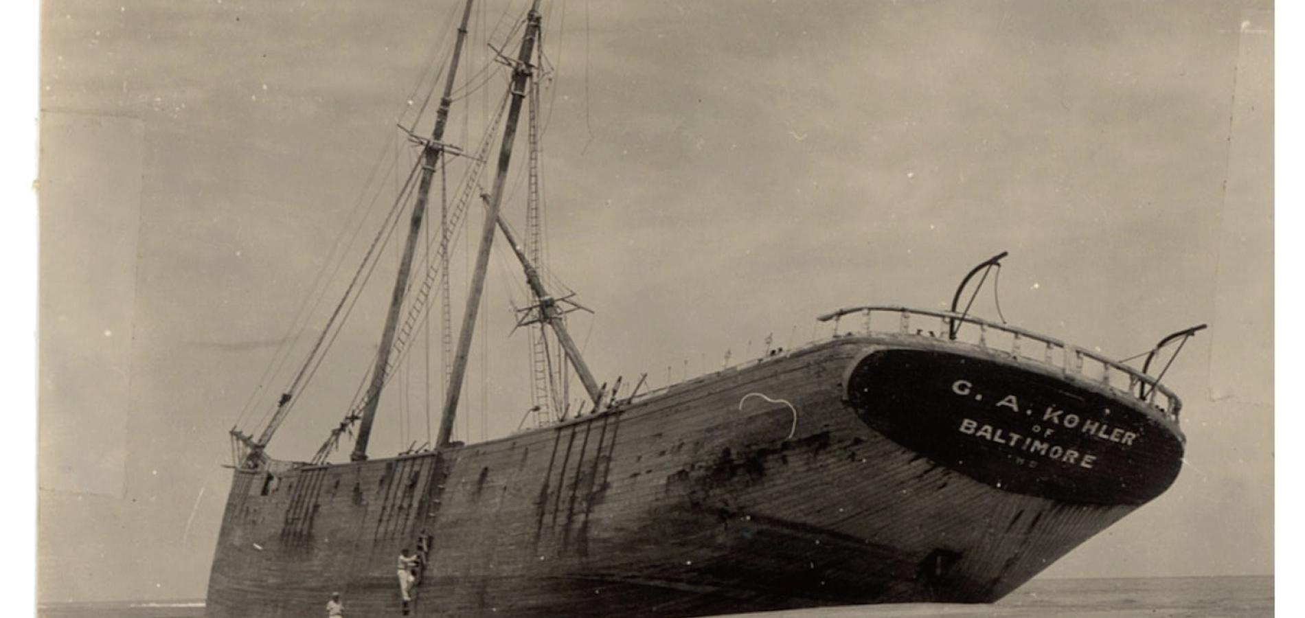 The G.A. Kohler aground a Cape Hatteras/NPS file