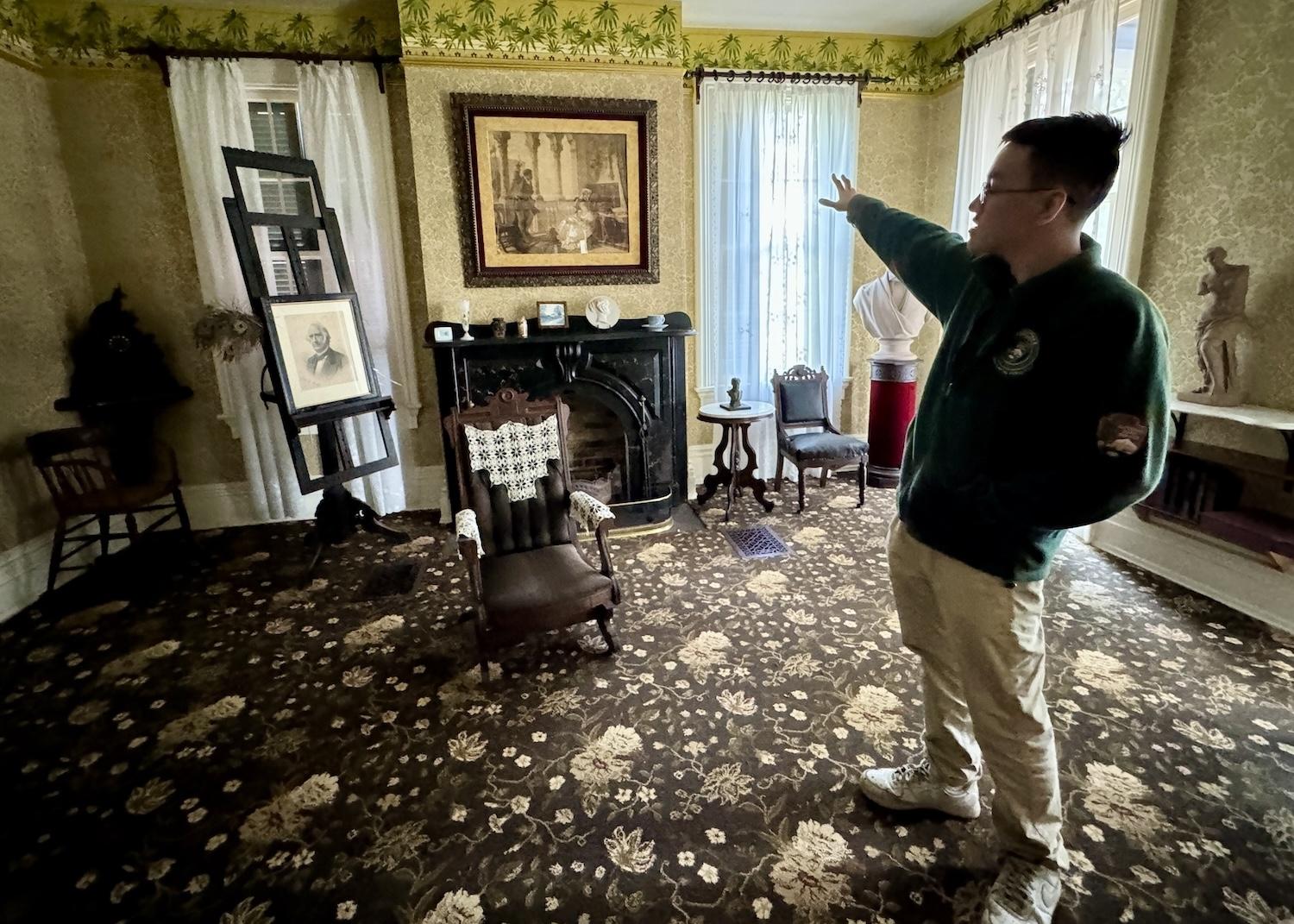 Volunteer guide Matthew Knudson details what's in the parlor of Frederick Douglass's D.C. home.