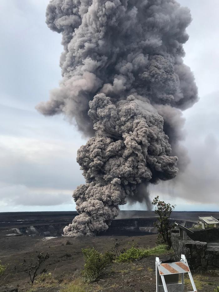 Short-lived explosion at Halema‘uma‘u crater, Hawai'i Volcanoes National Park 5-9-18 USGS