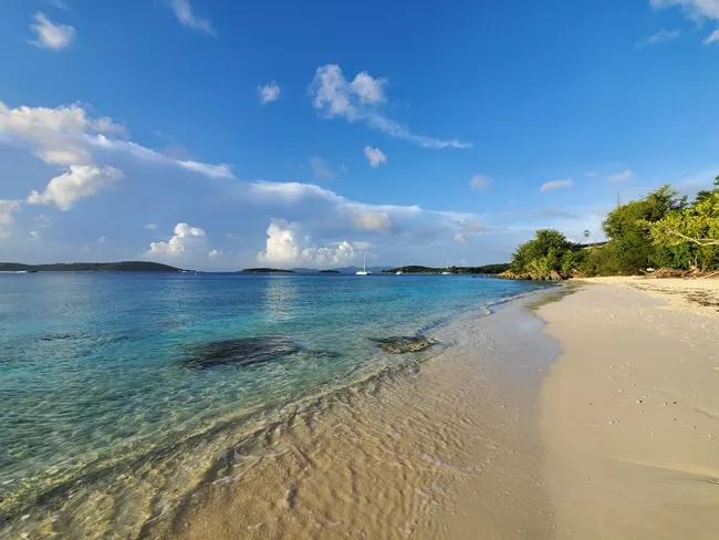 Honeymoon Beach, Virgin Islands National Park. Photo: Parnicza/NPS